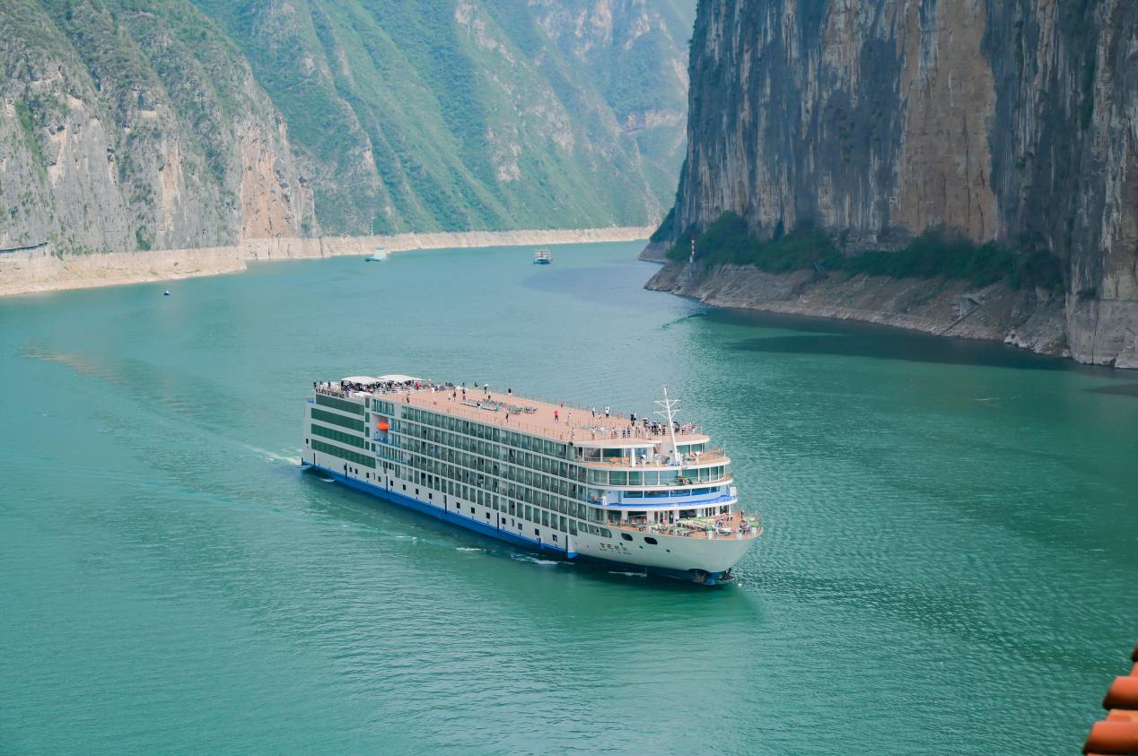 Century Oasis – Exterior